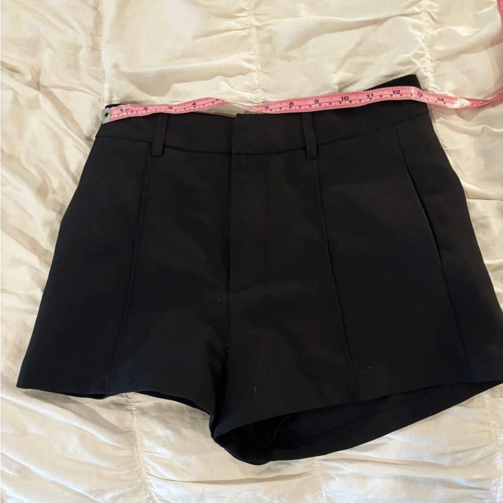 Commence XS high rise tailored shorts, black